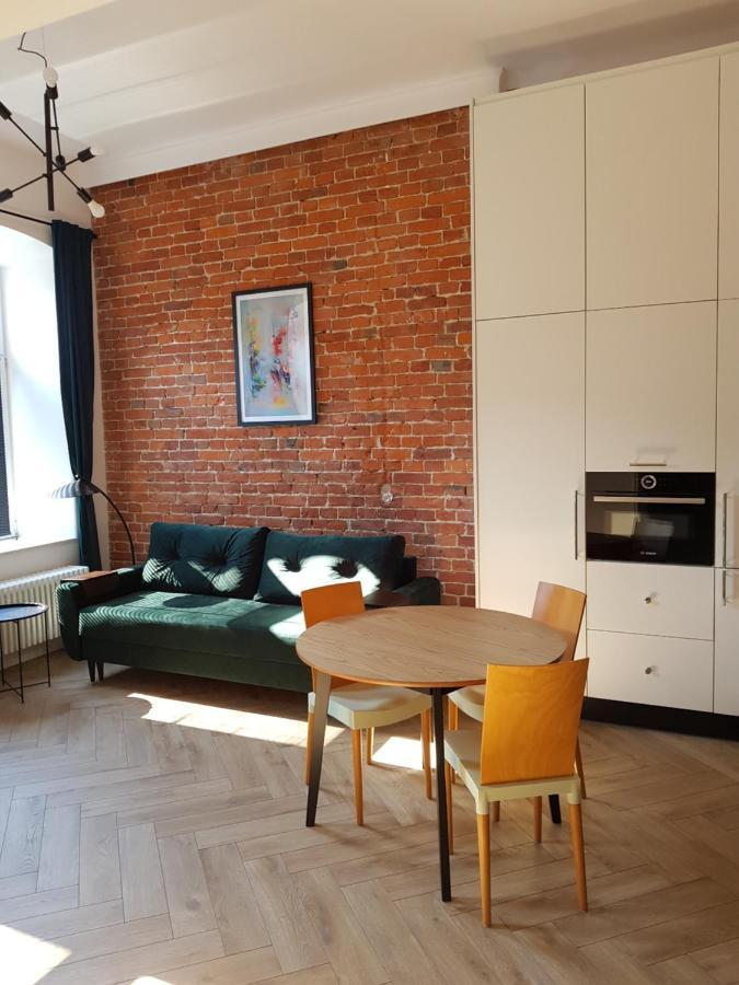 Apartamenty Carskie Koszary Замосць Экстерьер фото