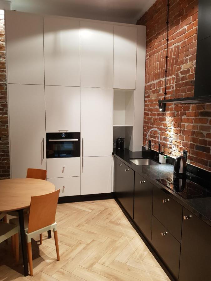 Apartamenty Carskie Koszary Замосць Экстерьер фото